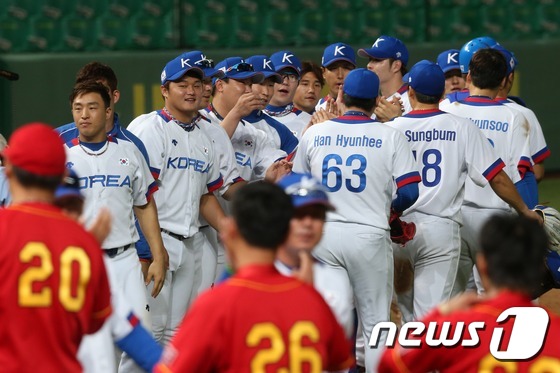 중국 꺽고 결승 진출한 한국 야구