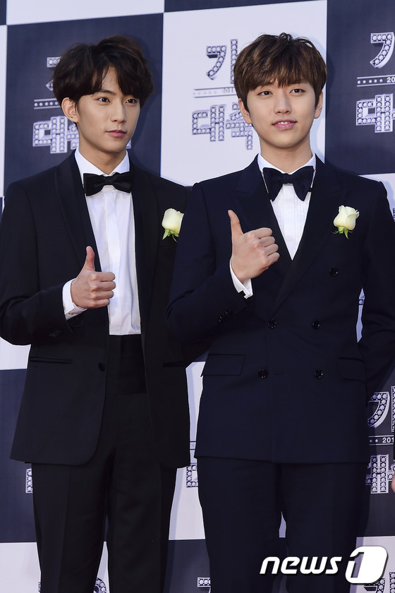 Gongchan, Sandeul at KBS Gayo Daechukjae red carpet