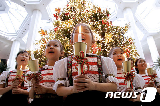 [포토] 슬슬 크리스마스를 준비중인 호텔들 풍경 | 인스티즈