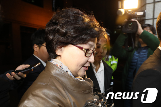 집으로 향하는 서해순 씨