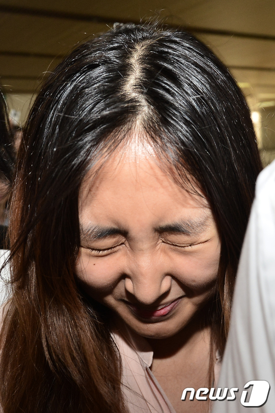 얼굴 찡그린 정유라