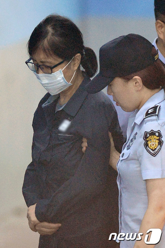 법원 도착한 최순실