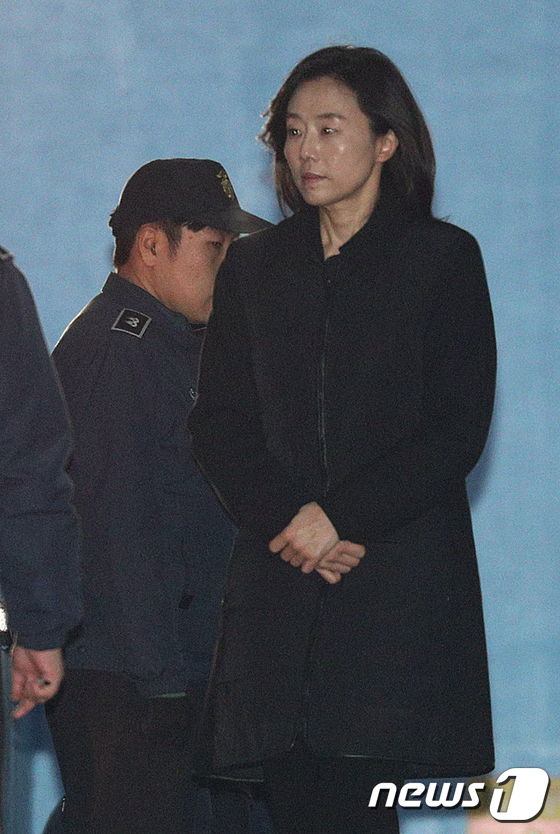 조윤선 \'재구속\'