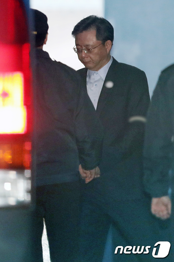 징역 8년 구형 받은 우병우
