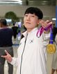 韓 e스포츠 '첫 金' 김관우 '아시아 챔피언의 멋진 포즈'