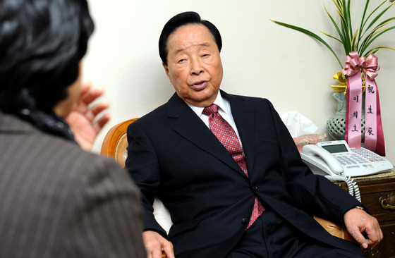 김영삼 전 대통령, '삼풍 참사' 다음 날 "언론의 과장 보도도 문제"