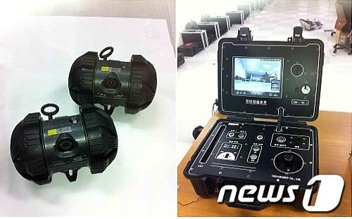 본문 이미지 - 화재 현장의 상황을 영상으로 전송할 수 있는 정찰 로봇(사진 왼쪽)과 보내온 영상을 볼 수 있는 모니터. 