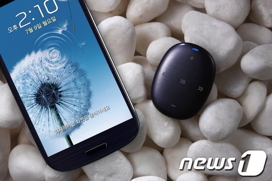 본문 이미지 - '삼성 MP3 플레이어 W1'(사진=삼성전자)© News1 