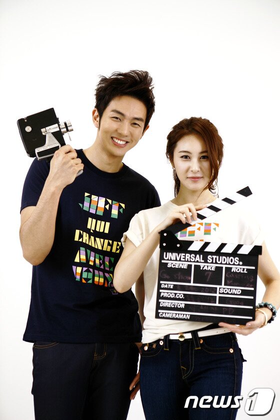 본문 이미지 - 28일 전주국제영화제가 올해 영화제 홍보대사를 맡은 임슬옹과 손은서씨의 화보촬영분을 공개했다./사진=전주국제영화제 제공© News1 박원기 기자