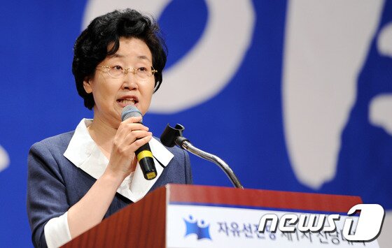 본문 이미지 - 황인자 전 선진당 최고위원. 2012.5.29/뉴스1 © News1 양동욱 기자