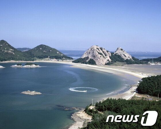 본문 이미지 - 군산 선유도 해수욕장. © News1  