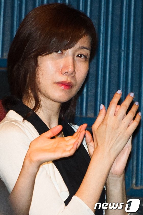 본문 이미지 - 나경은이 아들 유지호와의 근황을 공개한 가운데 나경은과 그의 남편 유재석의 첫날밤 에피소드가 화제다. ⓒ News1 DB