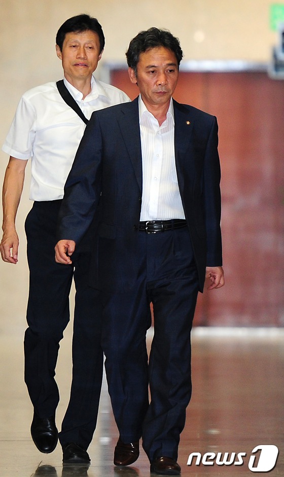 (서울=뉴스1) 한재호 기자 = 대법원은 26일 전교조 위원장 시절 정부 정책에 반대하는 시국선언을 발표한 혐의(국가공무원법 위반)로 재판에 넘겨진 통합진보당 정진후 의원에 대해 …