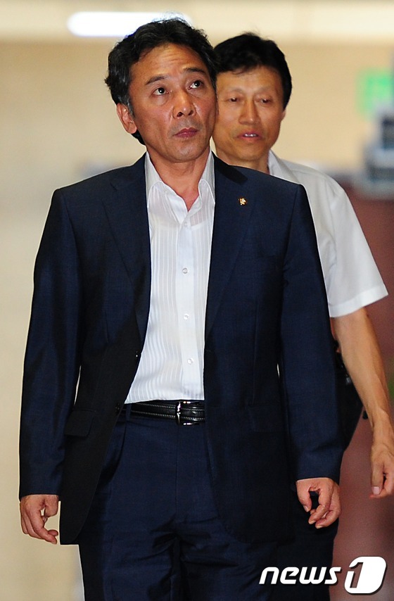 (서울=뉴스1) 한재호 기자 = 대법원은 26일 전교조 위원장 시절 정부 정책에 반대하는 시국선언을 발표한 혐의(국가공무원법 위반)로 재판에 넘겨진 통합진보당 정진후 의원에 대해 …