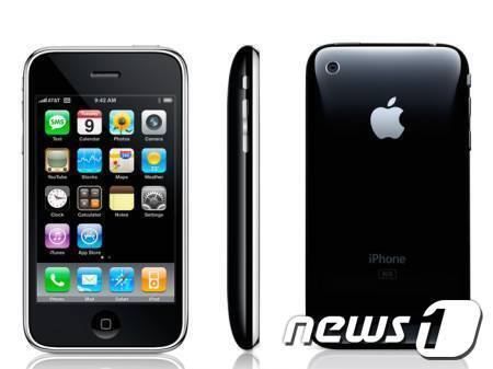 본문 이미지 - 국내 스마트폰 열풍의 주역인 아이폰 3GS ⓒ News1