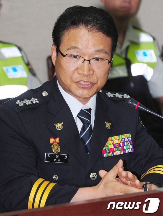 (서울=뉴스1) 손형주 인턴기자 = 31일 오전 주취자 ONE STOP 응급의료센터 개소식이 열린 서울 국립중앙의료원에서 김용판 서울지방경찰청장이 인사말을 하고 있다. 주취자 ON …