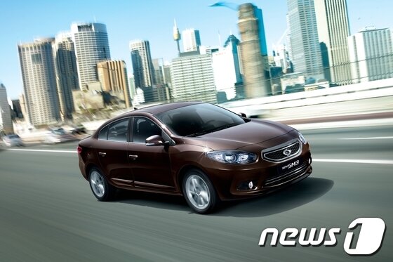 본문 이미지 - 르노삼성자동차 뉴SM3 에보니 브라운(사진제공=르노삼성자동차)© News1 류종은 기자