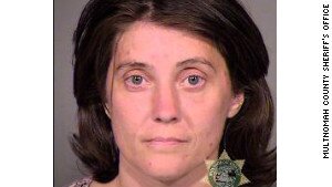 본문 이미지 - 친딸의 포르노 사진을 찍어 유통시킨 혐의를 받고 있는 미셀 리 프리먼. (사진=CNN) © News1  