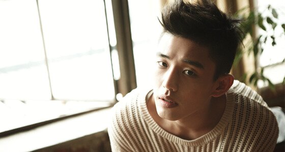 유아인