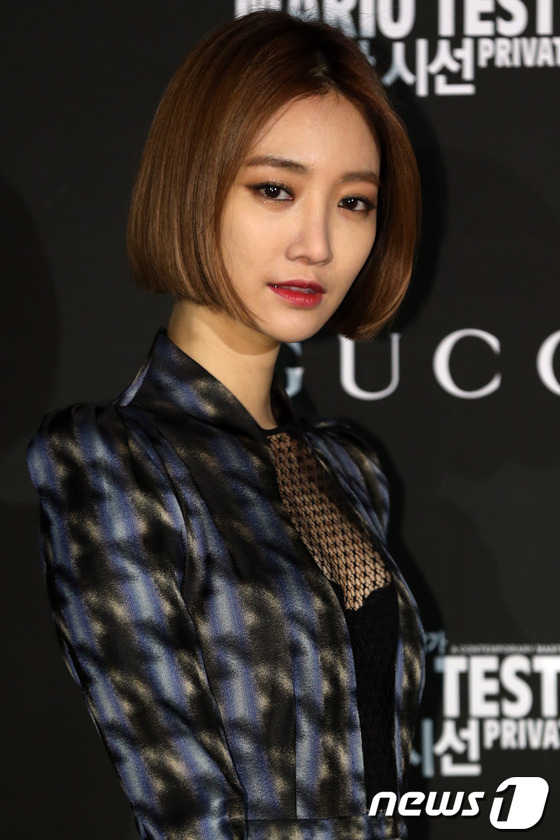 (서울=뉴스1) = 배우 고준희가 18일 오후 서울 강남구 청담동 구찌 플래그십 스토어에서 열린 패션사진의 거장 마리오 테스티노의 한국 첫 전시 '마리오 테스티노展: 은밀한 시선' …