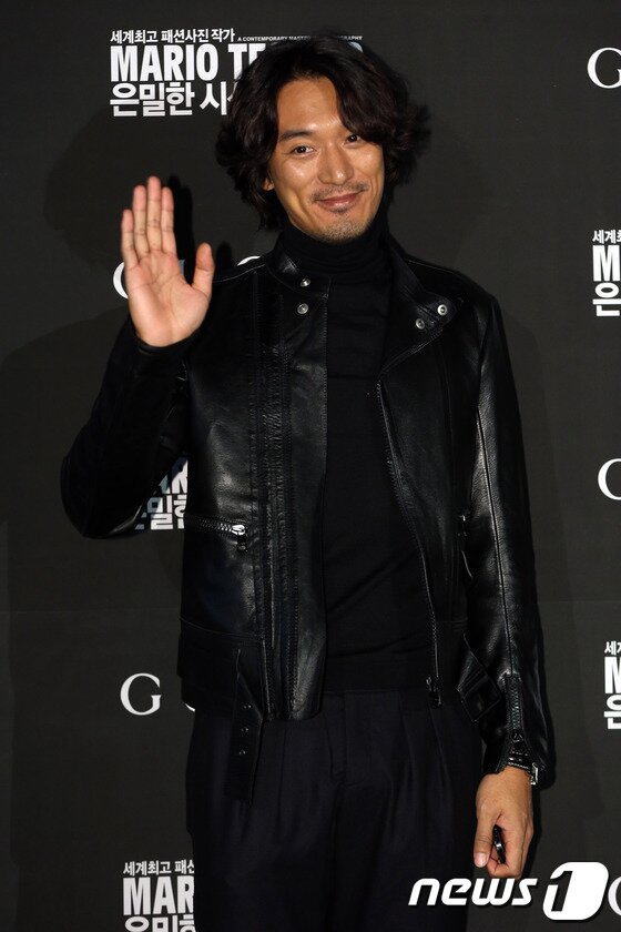 본문 이미지 - 김민준이 공항에서 취재진을 향해 손가락욕을 해 논란이 되고 있다. © News1  DB