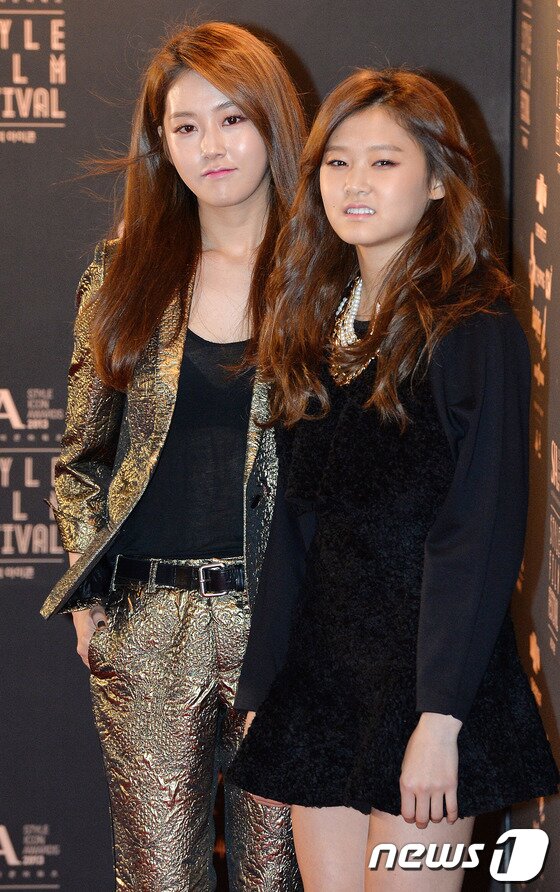 본문 이미지 - 배우 강한나가 22일 오후 서울 강남구 CGV청담시네시티에서 열린 제1회 SIA스타일 필름 영화제 레드카펫행사에 참석해 포즈를 취하고 있다.'2013 스타일 아이콘 어워즈(SIA)'의 일환으로 열린 제1회 SIA 스타일 필름 영화제는 고정관념을 깬 역발상을 통해 세계의 문화 트랜드를 바꾼 '세기의 아이콘'을 주제로 한 영화제다. 2013.10.22/뉴스1 © News1   박세연 기자