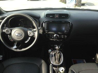 본문 이미지 - 기아자동차 올뉴 쏘울 실내 인테리어© News1 류종은 기자