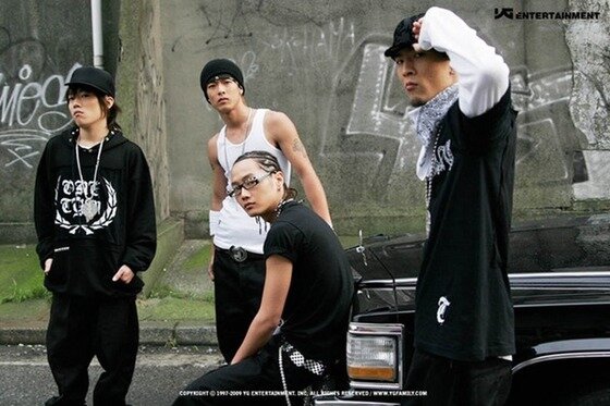 본문 이미지 - 원타임 송백경이 멤버 오진환의 결혼식 사회를 맡는다. ⓒ 뉴스1스포츠 / YG