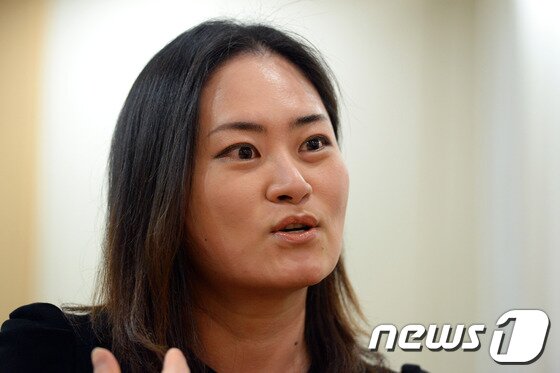 본문 이미지 - 그랜드오페라단 소프라노 오희진씨가 26일 오후 서울 서초구 서초동 베토벤하우스에서 뉴스1과 인터뷰하고 있다. 2013.11.26/뉴스1 © News1   정회성 기자