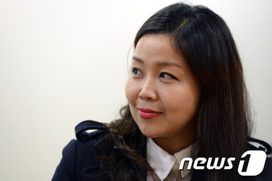 본문 이미지 - 그랜드오페라단 소프라노 신승아씨가 26일 오후 서울 서초구 서초동 베토벤하우스에서 뉴스1과 인터뷰하고 있다. 2013.11.26/뉴스1 © News1   정회성 기자