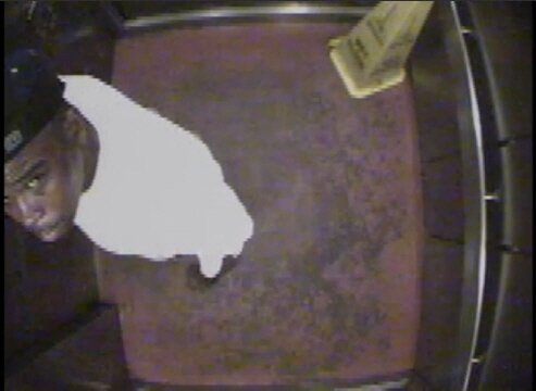 본문 이미지 - CCTV 쳐다보는 오웬스 © News1 