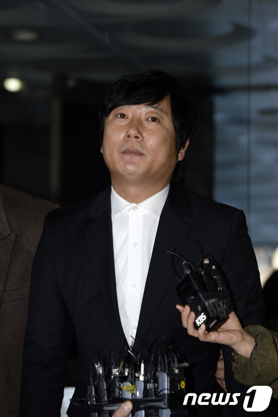 본문 이미지 - 이수근이 최근 통풍 치료차 일본에 다녀온 것으로 알려졌다. ⓒ News1 DB