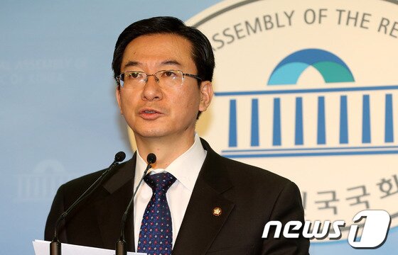 본문 이미지 - 정성호 민주당 원내수석부대표. /뉴스1 © News1   이종덕 기자