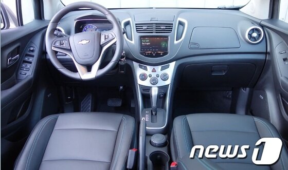 본문 이미지 - 쉐보레 트랙스 실내(사진제공=한국지엠)© News1  