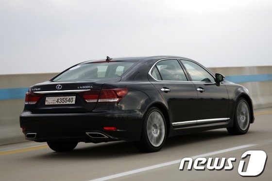 본문 이미지 - 렉서스 LS600hL(사진제공=한국토요타자동차)© News1