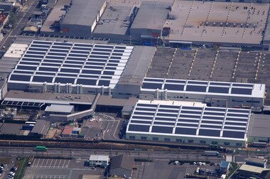 본문 이미지 - 토요타 츠츠미공장의 태양광 시설(사진제공=한국토요타자동차)© News1 