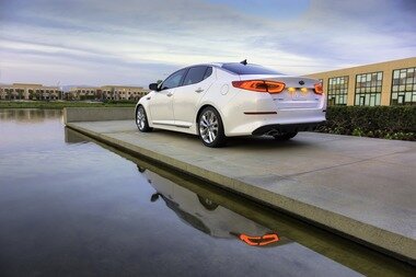 본문 이미지 - 기아자동차 더 뉴 K5 후면(사진제공=기아자동차)© News1 