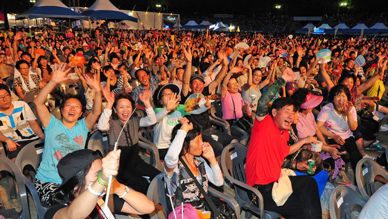 물 건너간 월드컵 특수?…오전 10시~11시 경기에 치킨집 사장님 '울상'