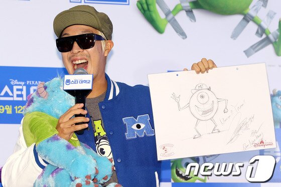 본문 이미지 - 4일 오전 서울 용산구 한남동 그랜드하얏트 서울에서 열린 애니메이션 '몬스터 대학교' 스페셜데이에 참석하고 있다.'몬스터 대학교'는 꿈의 직장인 몬스터주식회사에 입사하기 위해 겁주기 스펙을 쌓는 몬스터들의 기상천외한 캠퍼스 라이프를 선보이는 픽사 스튜디오의 3D 애 니메이션으로 오는 12일 개봉된다. © News1   