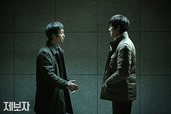 본문 이미지 - 영화 &acute;제보자&acute;가 언론인의 삶을 생생하게 그려냈다. ⓒ 영화 &acute;제보자&acute; 스틸컷