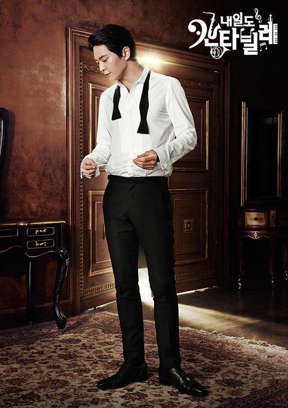 본문 이미지 - 주원은 차유진 역을 위해 6개월 동안 피아노, 바이올린, 지휘를 연습했다. ⓒ KBS2 &acute;내일도 칸타빌레&acute; 포스터