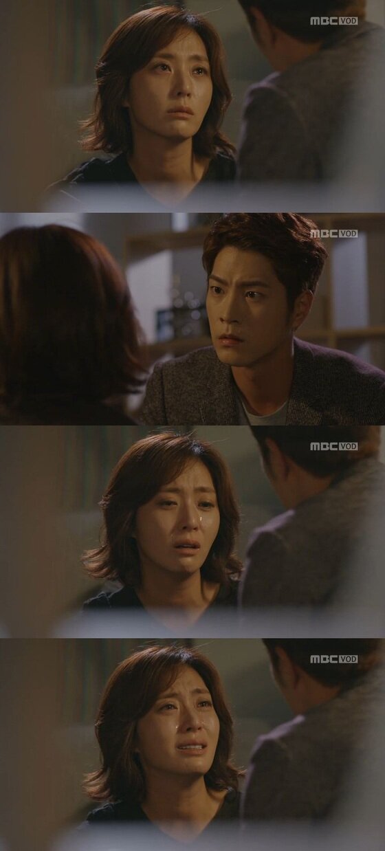 본문 이미지 - 배우 송윤아가 지난 19일 종영한 MBC 주말드라마 &acute;마마&acute;에서 시한부 인생을 앞둔 엄마 한승희 역을 맡아 열연을 펼쳤다. ⓒ MBC &acute;마마&acute; 캡처