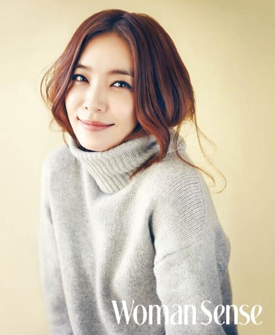 본문 이미지 - MBC 아침 드라마 &acute;폭풍의 여자&acute;로 컴백하는 배우 박선영의 미국 생활이 공개됐다. ⓒ News1스포츠 / 우먼센스 제공