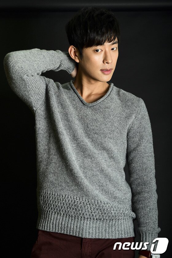 본문 이미지 - 배우 이창욱이 최근 진행된 뉴스1스포츠와의 인터뷰에서<strong> </strong>절름발이 연기 비결을 공개했다. ⓒ News1 스포츠 / 김진환 기자