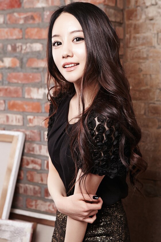 본문 이미지 - 걸밴드 비밥(Bebop)의 섹시 드러머 아연이 천재 피아니스트로 변신한다. ⓒ News1스포츠 / HMI엔터테인먼트 제공