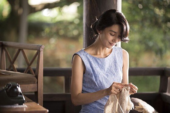 본문 이미지 - &acute;봄&acute;은 베트남 전쟁이 한창이던 1960년대 말을 배경으로 한다. ⓒ 영화 &acute;봄&acute; 스틸컷