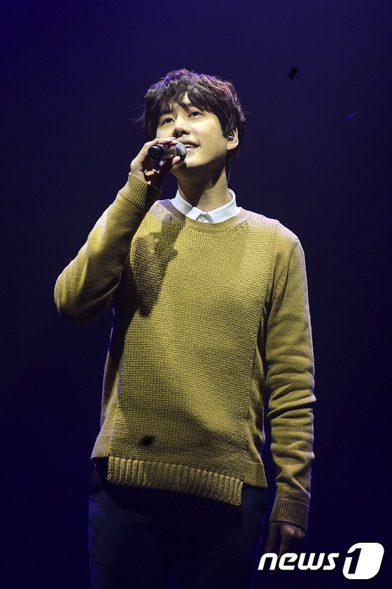 본문 이미지 - 슈퍼주니어 규현이 24일 '컬투쇼'에 출연해 친누나와 고깃집에서 있었던 에피소드를 공개했다. ⓒ News1 스포츠 / 김진환 기자