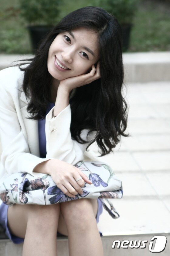 본문 이미지 - 배우 김효서가 오드리 헵번 전시회에 목소리 재능 기부를 실천했다.ⓒ News1 스포츠 / 키라임미디어 제공