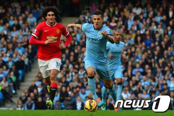 본문 이미지 - 맨체스터시티가 ‘맨체스터 더비’에서 맨체스터 유나이티드를 꺾었다.ⓒ AFP=News1