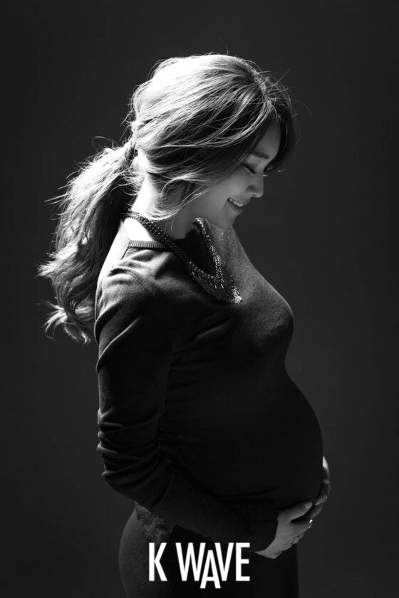 본문 이미지 - 주아민이 만삭화보를 공개해 화제다. ⓒ News1스포츠 / 케이컬쳐 제공